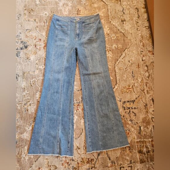 We The Free Denim - We the Free flared jeans sz 32 with 33" inseam,  excellent condition